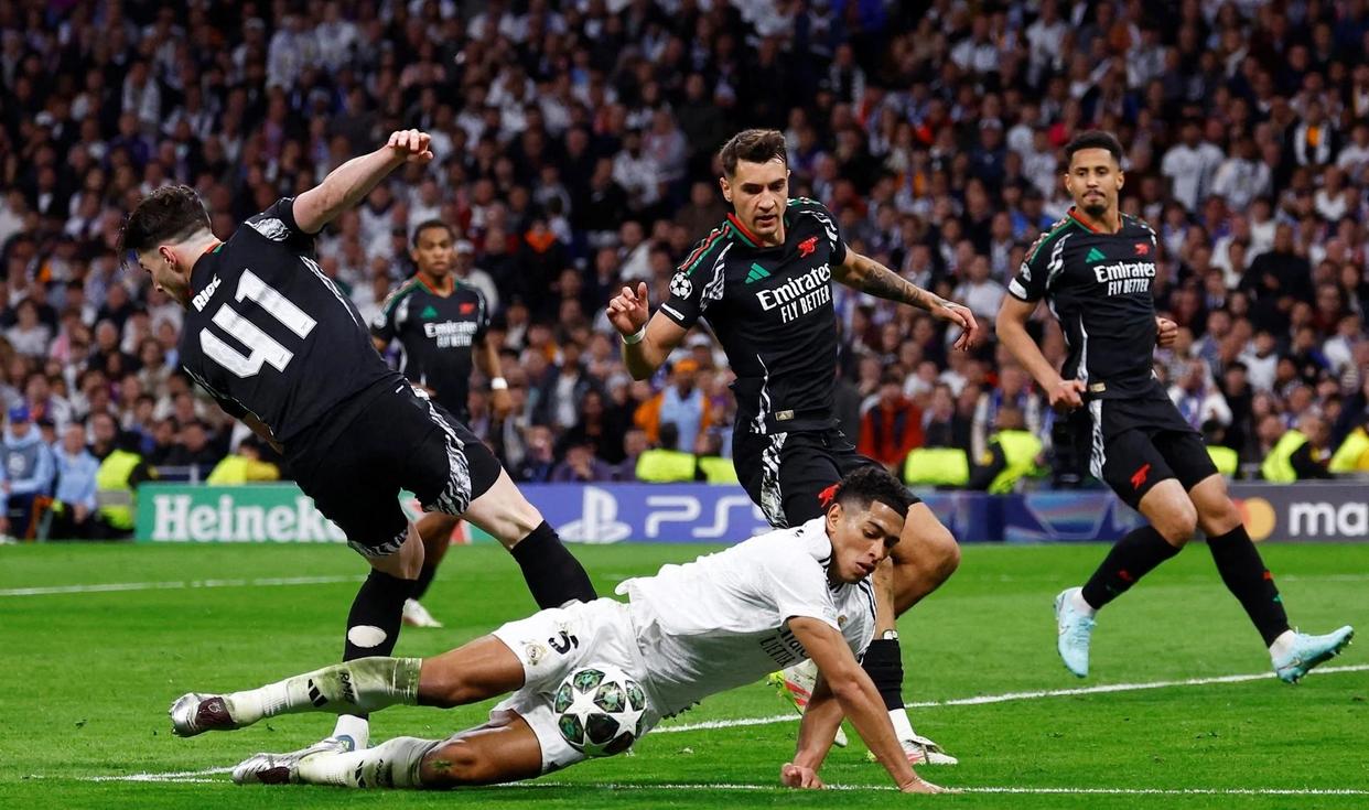 杏彩体育培训-包含阿森纳前锋射术精准:成为球队最锋利的进攻点的词条