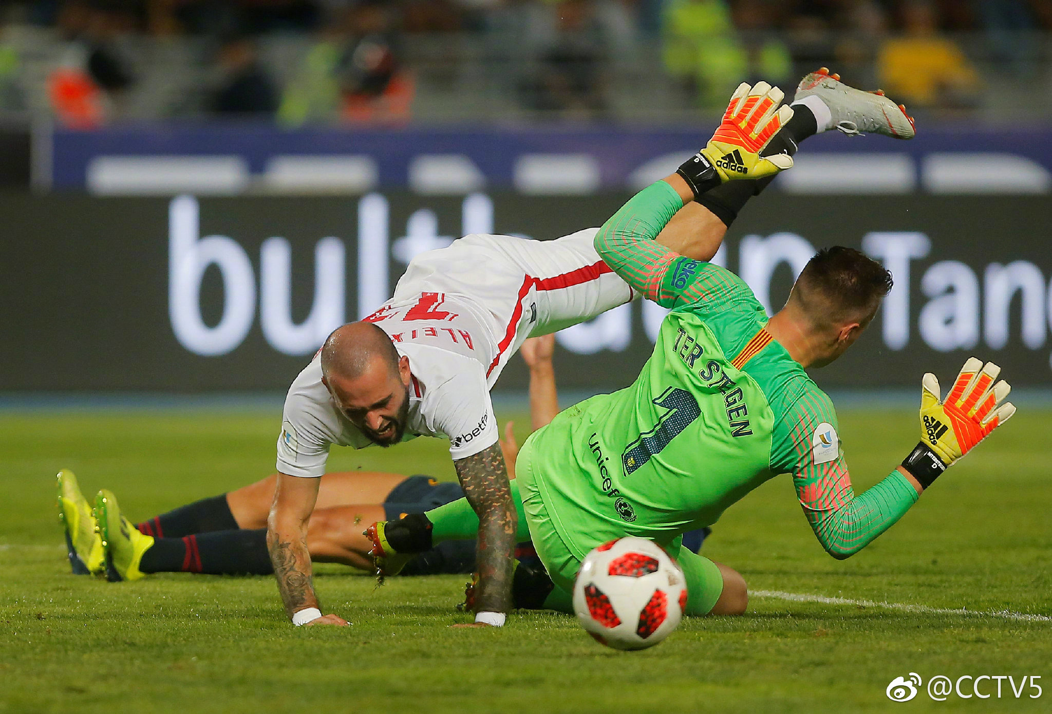 杏彩体育官方入口-包含塞维利亚逆转获胜,继续保持领先优势的词条