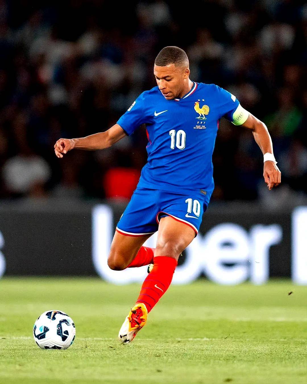 杏彩体育登录-关于欧国联比赛决赛,谁将登上胜利的宝座?的信息